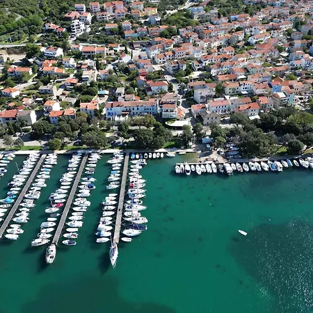 In - Insel Krk 54520 Holiday home *